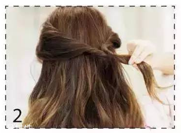 卷發(fā)扎什么發(fā)型好看 長卷發(fā)扎法教程 卷發(fā)扎什么發(fā)型好看 長卷發(fā)扎法教程