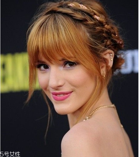 怎么用卷發(fā)棒卷內(nèi)扣 輕松燙優(yōu)雅波波頭發(fā)型 怎么用卷發(fā)棒卷內(nèi)扣 輕松燙優(yōu)雅波波頭發(fā)型