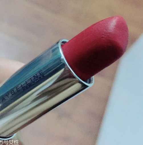 美寶蓮r10是什么顏色 美寶蓮r10適合黃皮嗎 美寶蓮r10是什么顏色 美寶蓮r10適合黃皮嗎