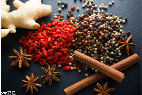 補(bǔ)前三件事 吃降血糖藥別補(bǔ)枸杞人參 補(bǔ)前三件事 吃降血糖藥別補(bǔ)枸杞人參