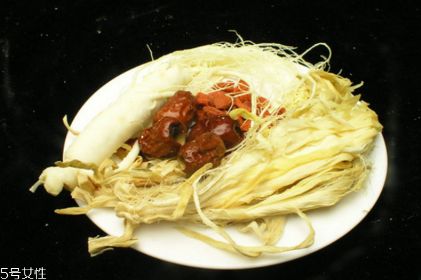 補(bǔ)前三件事 吃降血糖藥別補(bǔ)枸杞人參 補(bǔ)前三件事 吃降血糖藥別補(bǔ)枸杞人參