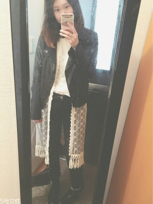 蕾絲衣服怎么搭配 4種蕾絲單品搭配指南 蕾絲衣服怎么搭配 4種蕾絲單品搭配指南