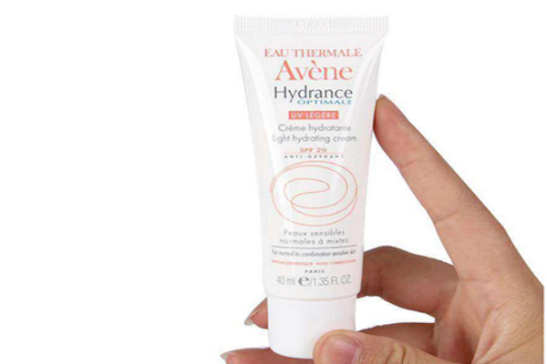 秋冬季防曬霜哪種好 秋冬季用什么防曬霜 秋冬季防曬霜哪種好 秋冬季用什么防曬霜