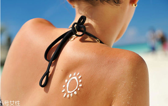 秋冬季防曬霜哪種好 秋冬季用什么防曬霜 秋冬季防曬霜哪種好 秋冬季用什么防曬霜