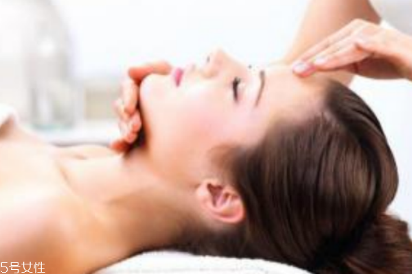 這些習慣會讓你毀容，你中招了嗎