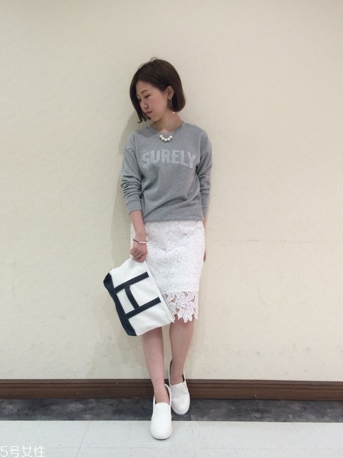 蕾絲衣服怎么搭配 4種蕾絲單品搭配指南 蕾絲衣服怎么搭配 4種蕾絲單品搭配指南