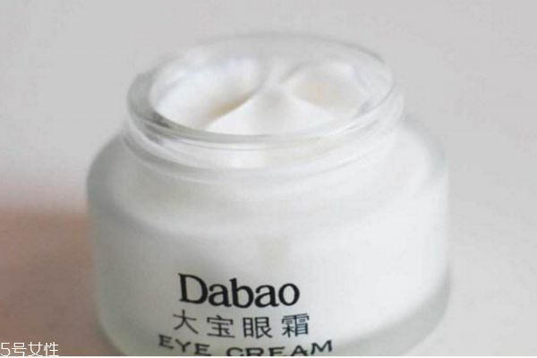 40歲眼霜哪個(gè)牌子好 40歲眼霜排行榜 40歲眼霜哪個(gè)牌子好 40歲眼霜排行榜