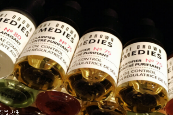 芭比波朗75號精油用法 讓你不再做大毛孔星人 芭比波朗75號精油用法 讓你不再做大毛孔星人