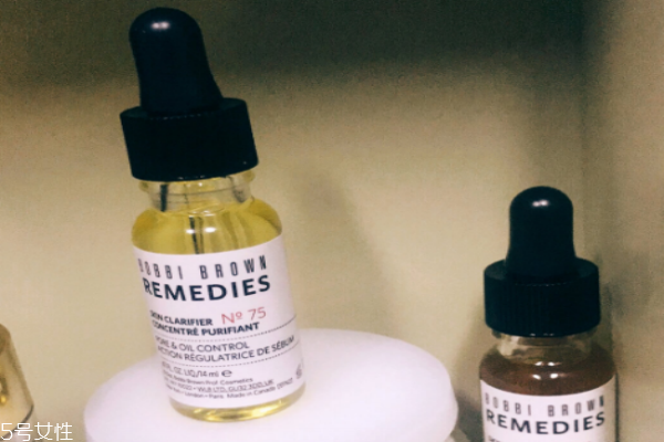 芭比波朗75號精油用法 讓你不再做大毛孔星人 芭比波朗75號精油用法 讓你不再做大毛孔星人
