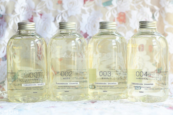 無硅油洗發(fā)水推薦 讓你的頭發(fā)飄逸起來 無硅油洗發(fā)水推薦 讓你的頭發(fā)飄逸起來