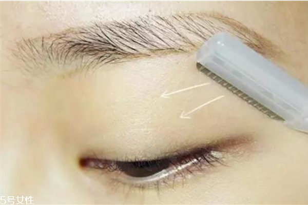 眉筆成分對(duì)身體有害嗎 懶人畫眉法