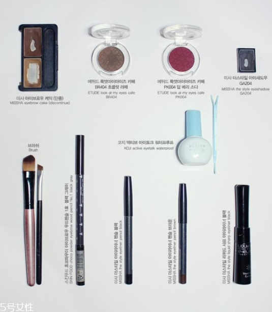 權志龍眼妝怎么畫 權志龍妝容教程