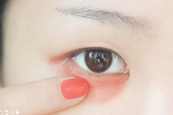 如何遮蓋黑眼圈 教你秒遮黑眼圈 如何遮蓋黑眼圈 教你秒遮黑眼圈
