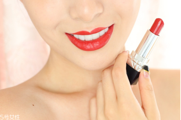 復(fù)古口紅有哪些牌子 復(fù)古口紅色號(hào)推薦 復(fù)古口紅有哪些牌子 復(fù)古口紅色號(hào)推薦