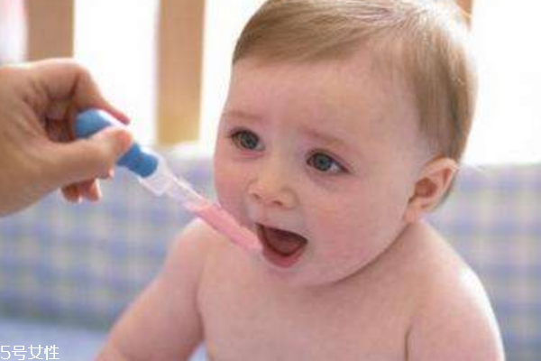 寶寶肺炎有什么癥狀 家長要注意這些 寶寶肺炎有什么癥狀 家長要注意這些