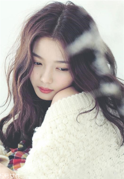 冬天頭發(fā)怎么扎好看 冬天短發(fā)好還是長(zhǎng)發(fā)好 冬天頭發(fā)怎么扎好看 冬天短發(fā)好還是長(zhǎng)發(fā)好