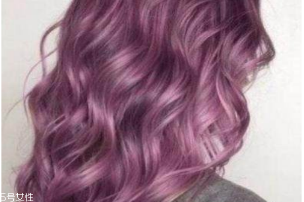 冬天頭發(fā)染什么顏色好看 冬天染發(fā)顏色大全圖片 冬天頭發(fā)染什么顏色好看 冬天染發(fā)顏色大全圖片