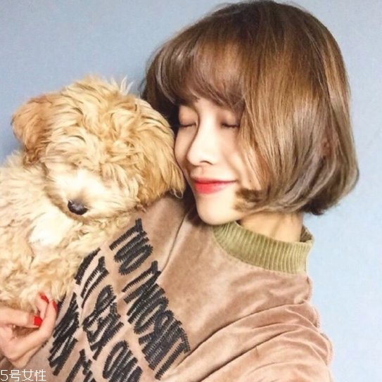 冬天頭發(fā)染什么顏色好看 冬天染發(fā)顏色大全圖片 冬天頭發(fā)染什么顏色好看 冬天染發(fā)顏色大全圖片