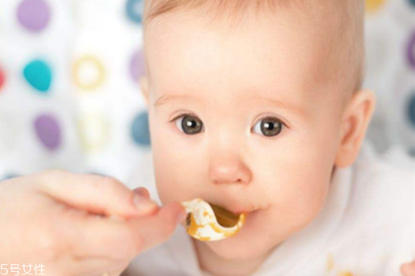 寶寶補(bǔ)鈣食譜 吃這些食物可以補(bǔ)鈣 寶寶補(bǔ)鈣食譜 吃這些食物可以補(bǔ)鈣