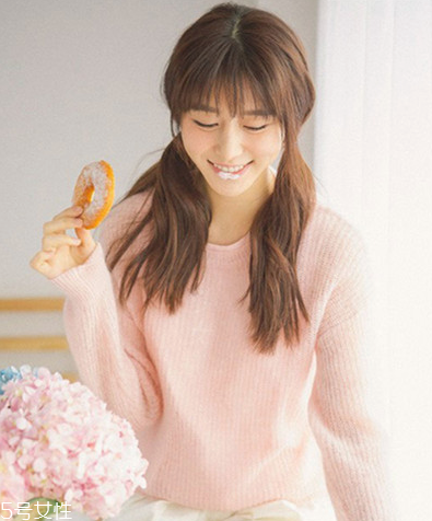 2022年最流行的染發(fā)色 2022最流行的發(fā)型顏色 2022年最流行的染發(fā)色 2022最流行的發(fā)型顏色