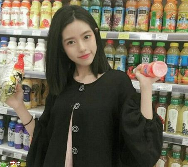 冬天頭發(fā)怎么弄好看 冬季適合的發(fā)型 冬天頭發(fā)怎么弄好看 冬季適合的發(fā)型