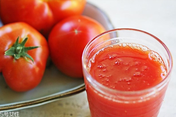 番茄汁瘦肚子是真的嗎 番茄汁瘦肚子什么原理 番茄汁瘦肚子是真的嗎 番茄汁瘦肚子什么原理