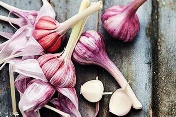 大蒜美容功效與作用 5大隱藏美容功效 大蒜美容功效與作用 5大隱藏美容功效