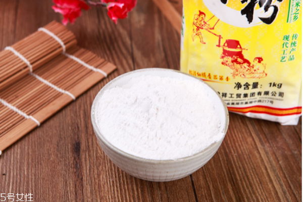 湯圓是用什么粉做的 自制湯圓的家常做法 湯圓是用什么粉做的 自制湯圓的家常做法