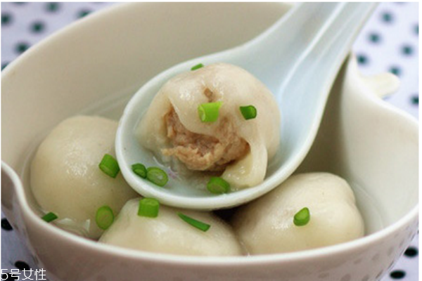 湯圓是用什么粉做的 自制湯圓的家常做法 湯圓是用什么粉做的 自制湯圓的家常做法