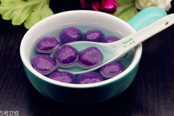 做湯圓用什么糯米粉好 不同的湯圓做法 做湯圓用什么糯米粉好 不同的湯圓做法