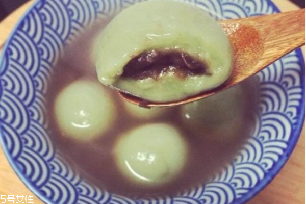 做湯圓用什么糯米粉好 不同的湯圓做法 做湯圓用什么糯米粉好 不同的湯圓做法