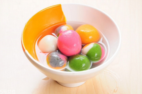 做湯圓用什么糯米粉好 不同的湯圓做法 做湯圓用什么糯米粉好 不同的湯圓做法