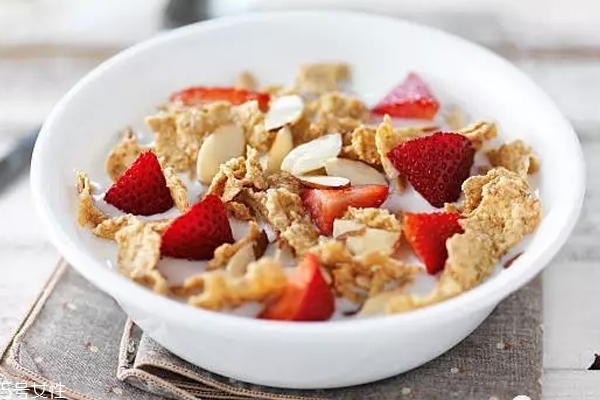 運動前后怎么吃 7招瘦身增肌更有效率 運動前后怎么吃 7招瘦身增肌更有效率