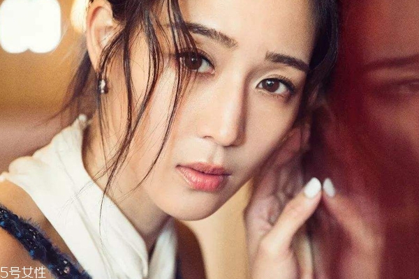 如何讓指甲油持久 4個密技防止脫落 如何讓指甲油持久 4個密技防止脫落