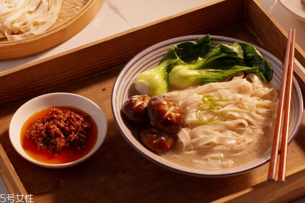 怎么挑選干面條 干面條選購(gòu)高招