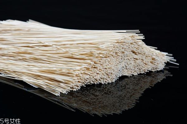 怎么挑選干面條 干面條選購(gòu)高招