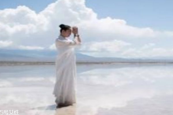 辟谷和斷食的區(qū)別 辟谷要注意什么 辟谷和斷食的區(qū)別 辟谷要注意什么