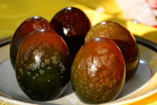 無鉛皮蛋真的無鉛嗎 皮蛋不能和什么一起吃 無鉛皮蛋真的無鉛嗎 皮蛋不能和什么一起吃