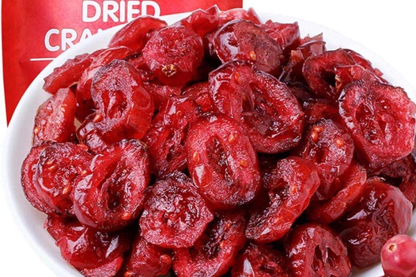 蔓越莓干是什么顏色 劣質(zhì)貨呈褐色或暗黑色 蔓越莓干是什么顏色 劣質(zhì)貨呈褐色或暗黑色