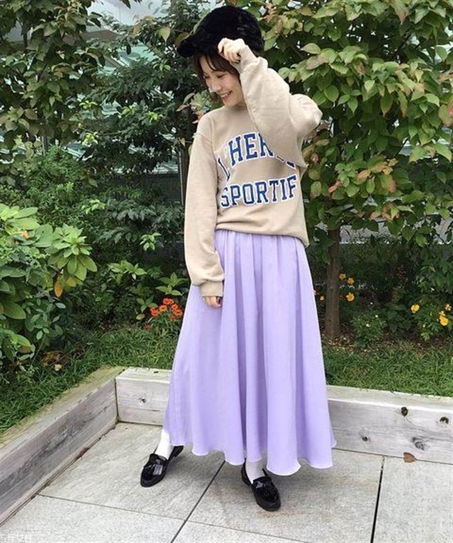 樂(lè)福鞋怎么搭配衣服 3種樂(lè)福鞋搭配指南