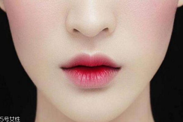 涂口紅技巧 口紅的多種涂法 涂口紅技巧 口紅的多種涂法
