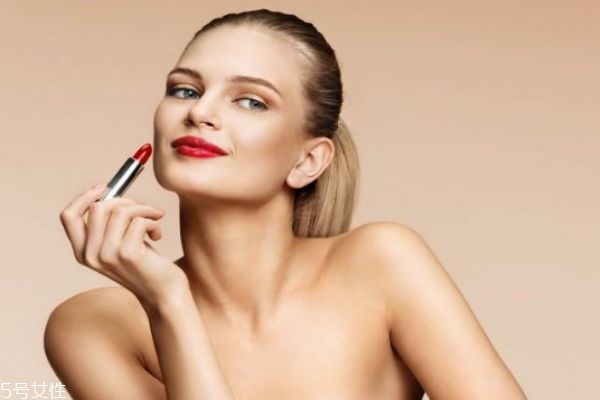 涂口紅技巧 口紅的多種涂法 涂口紅技巧 口紅的多種涂法