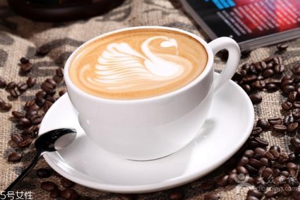 卡布奇諾是意式咖啡嗎 很常見(jiàn)的意式咖啡 卡布奇諾是意式咖啡嗎 很常見(jiàn)的意式咖啡