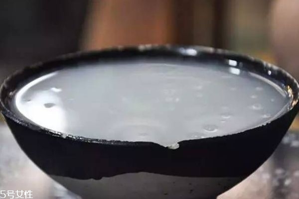 醪糟酸了還能吃嗎 如何自制醪糟 醪糟酸了還能吃嗎 如何自制醪糟