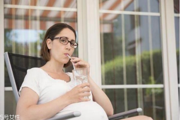 為什么會長妊娠紋 去妊娠紋最好最快的辦法 為什么會長妊娠紋 去妊娠紋最好最快的辦法