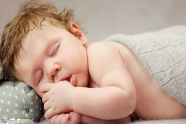 寶寶的正確睡姿 三種正確姿勢(shì) 寶寶的正確睡姿 三種正確姿勢(shì)