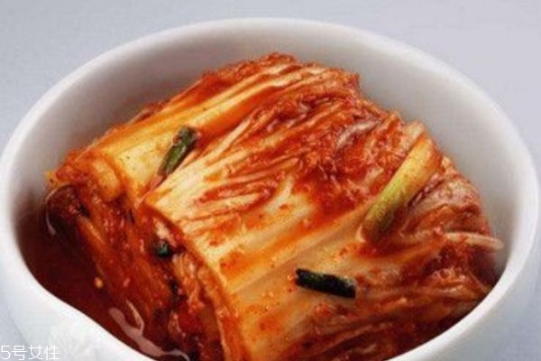 泡菜有亞硝酸鹽嗎 是酸性還是堿性 泡菜有亞硝酸鹽嗎 是酸性還是堿性