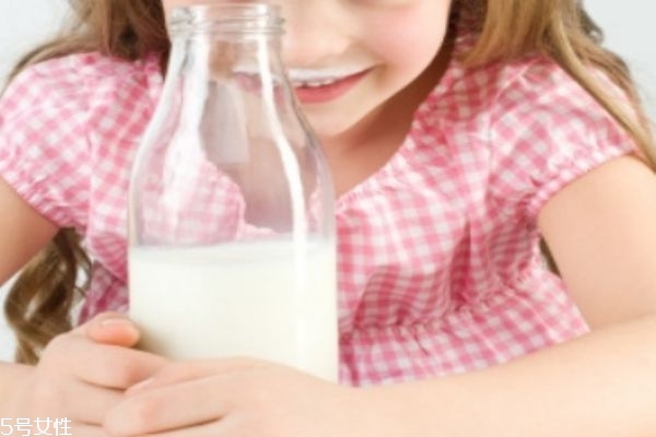 寶寶奶粉哪個(gè)牌子好 奶粉該如何選擇 寶寶奶粉哪個(gè)牌子好 奶粉該如何選擇