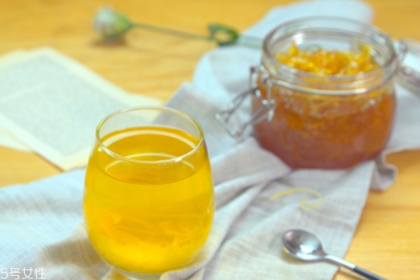 蜂蜜摻水如何進(jìn)行檢驗 2種簡單分辨方法