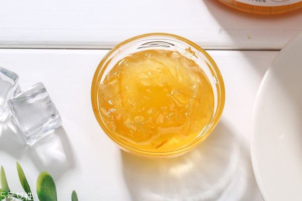 蜂蜜摻水如何進(jìn)行檢驗 2種簡單分辨方法